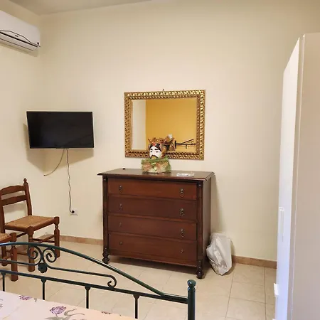 Al Tondo Apartman *